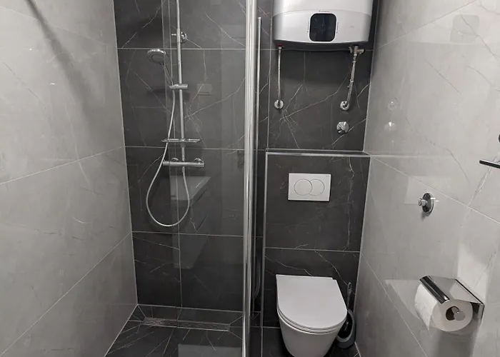Adria شقة تْسْغيكفانِتْسا